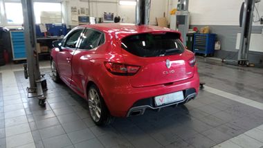 Renault Clio RS 2014 года, 92 429 км - вид 4