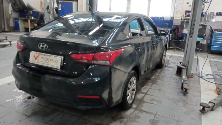 Hyundai Solaris 2019 года, 118 000 км - вид 3