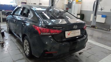 Hyundai Solaris 2019 года, 118 000 км - вид 4