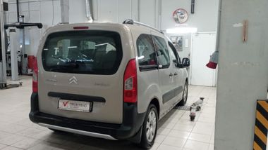 Citroen Berlingo 2011 года, 314 247 км - вид 3