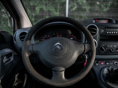 Citroen Berlingo 2011 года, 314 247 км - вид 6