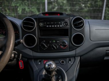 Citroen Berlingo 2011 года, 314 247 км - вид 7