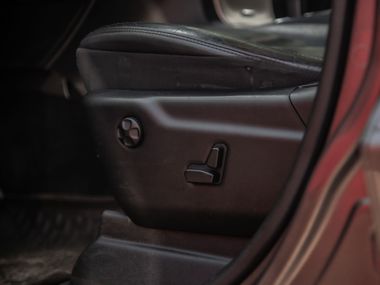 Jeep Grand Cherokee 2014 года, 140 990 км - вид 14