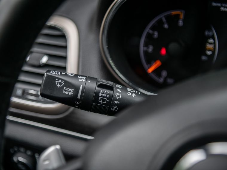 Jeep Grand Cherokee 2014 года, 140 990 км - вид 6