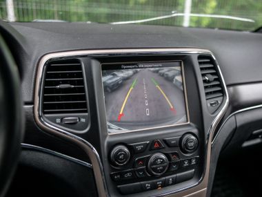 Jeep Grand Cherokee 2014 года, 140 990 км - вид 10