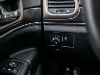 Jeep Grand Cherokee 2014 года, 140 990 км - вид 14