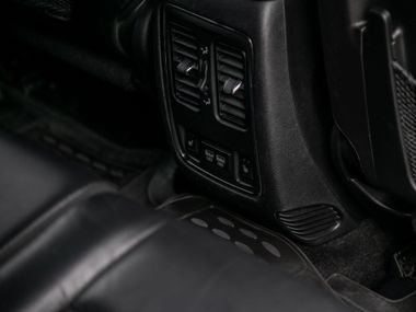 Jeep Grand Cherokee 2014 года, 140 990 км - вид 19