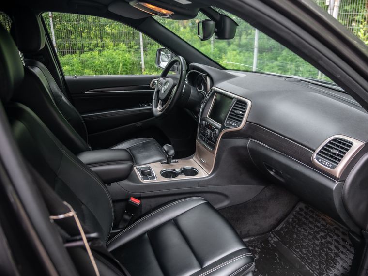 Jeep Grand Cherokee 2014 года, 140 990 км - вид 20