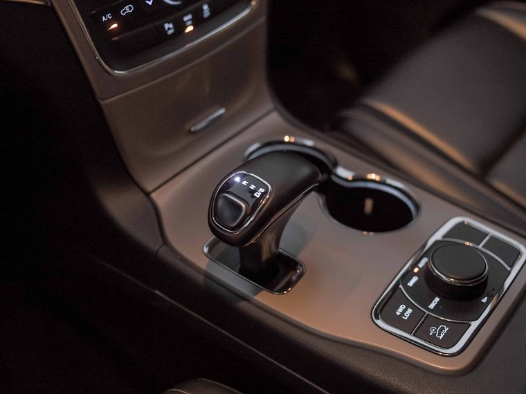 Jeep Grand Cherokee 2014 года, 140 990 км - вид 10