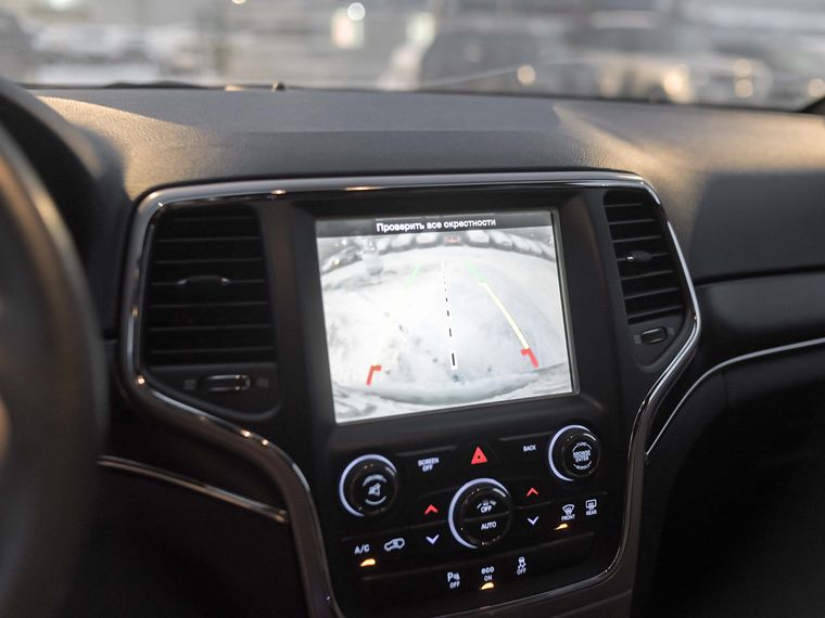 Jeep Grand Cherokee 2014 года, 140 990 км - вид 9