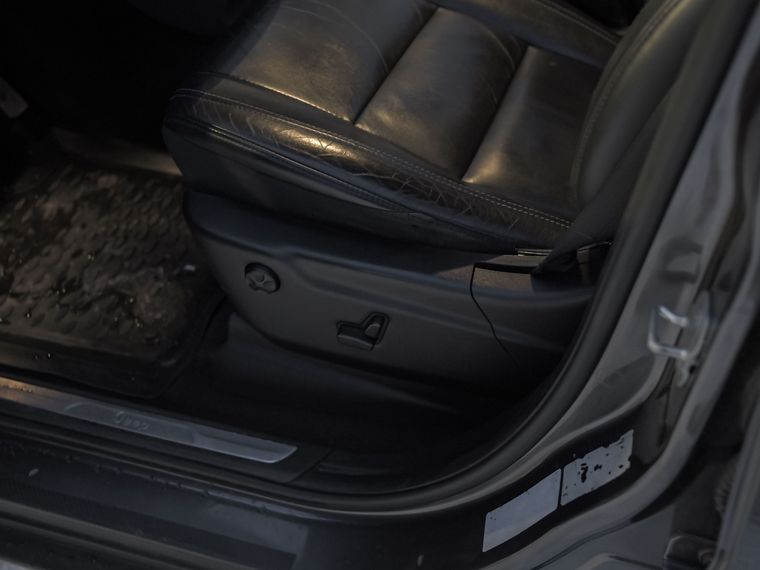 Jeep Grand Cherokee 2014 года, 140 990 км - вид 12