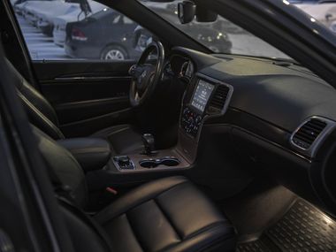 Jeep Grand Cherokee 2014 года, 140 990 км - вид 14