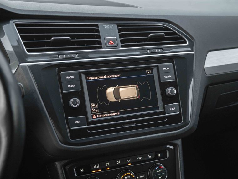 Volkswagen Tiguan 2018 года, 165 000 км - вид 8