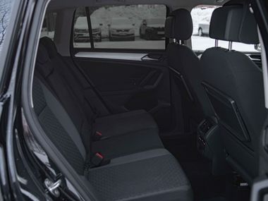 Volkswagen Tiguan 2018 года, 165 000 км - вид 11