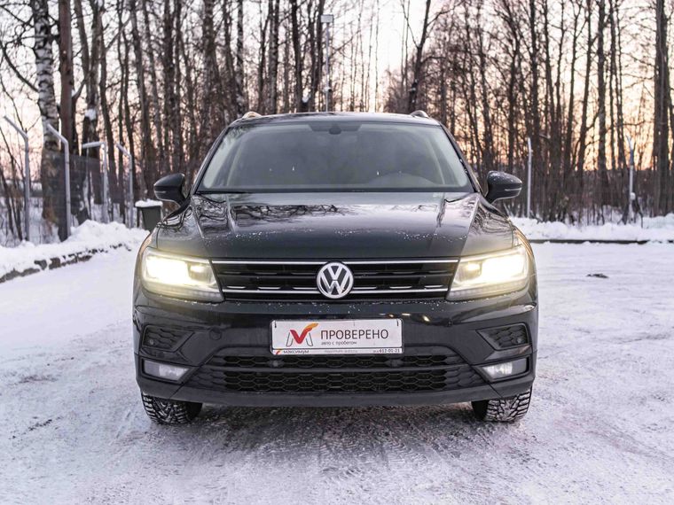 Volkswagen Tiguan 2018 года, 165 000 км - вид 3