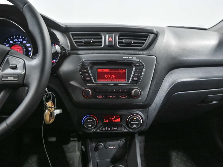 KIA Rio 2012 года, 130 357 км - вид 9