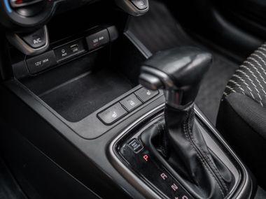 KIA Rio X-Line 2019 года, 67 213 км - вид 9