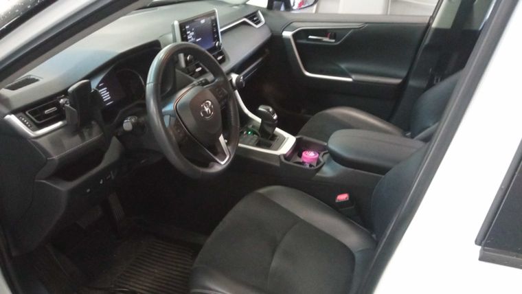 Toyota RAV4 2021 года, 62 713 км - вид 5