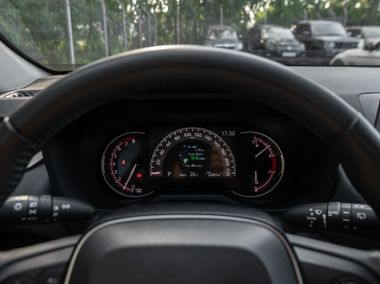 Toyota RAV4 2021 года, 62 713 км - вид 5