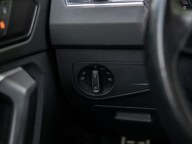 Volkswagen Tiguan 2018 года, 113 223 км - вид 11