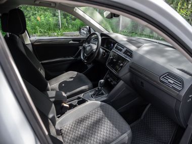Volkswagen Tiguan 2018 года, 113 223 км - вид 14