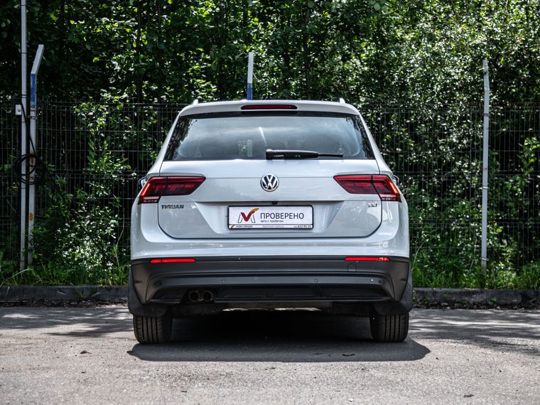 Volkswagen Tiguan 2018 года, 113 223 км - вид 4
