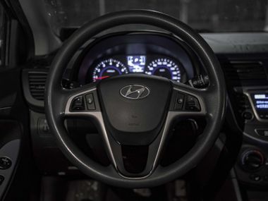 Hyundai Solaris 2016 года, 137 500 км - вид 6