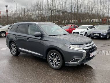 Mitsubishi Outlander 2015 года, 211 000 км - вид 3