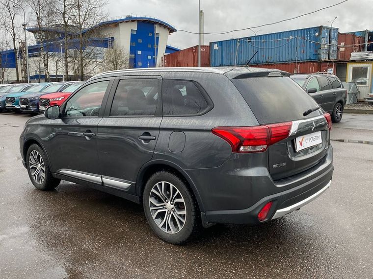 Mitsubishi Outlander 2015 года, 211 000 км - вид 6