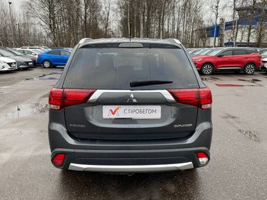 Mitsubishi Outlander 2015 года, 211 000 км - вид 5