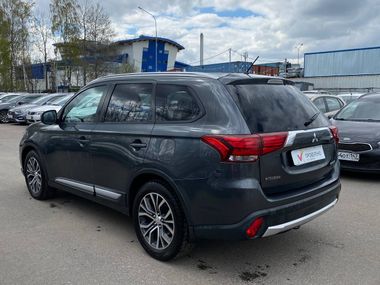 Mitsubishi Outlander 2015 года, 211 000 км - вид 6
