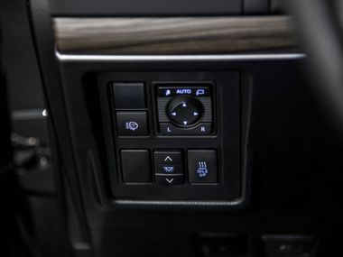 Toyota Land Cruiser Prado 2017 года, 296 680 км - вид 17