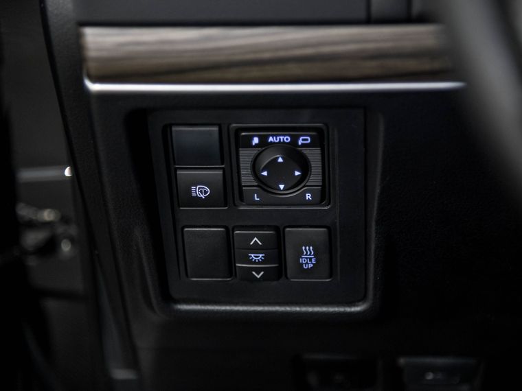 Toyota Land Cruiser Prado 2017 года, 296 680 км - вид 17