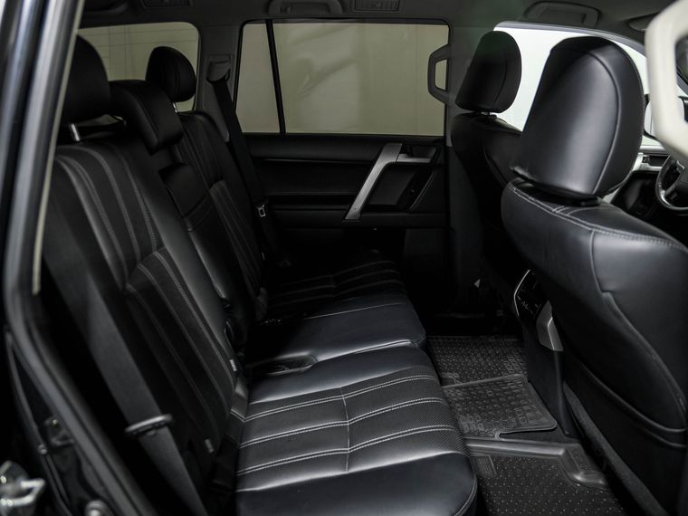 Toyota Land Cruiser Prado 2017 года, 296 680 км - вид 21