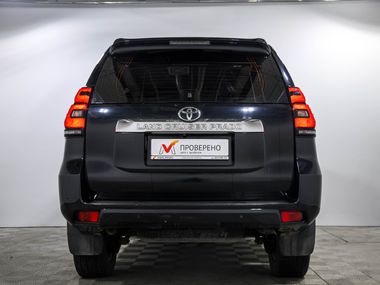Toyota Land Cruiser Prado 2017 года, 296 680 км - вид 5