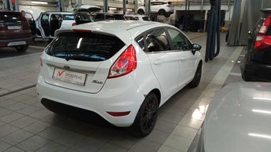 Ford Fiesta 2015 года, 105 000 км - вид 3