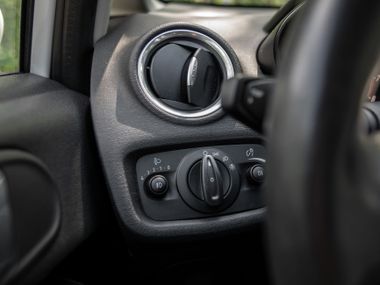 Ford Fiesta 2015 года, 105 000 км - вид 10