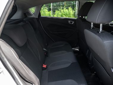 Ford Fiesta 2015 года, 105 000 км - вид 11