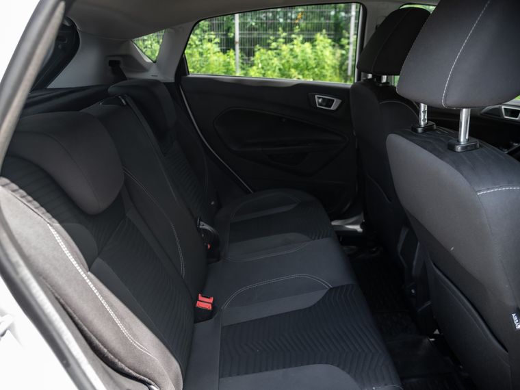 Ford Fiesta 2015 года, 105 000 км - вид 11