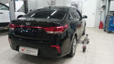 KIA Rio 2019 года, 191 945 км - вид 3