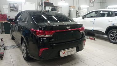 KIA Rio 2019 года, 191 945 км - вид 4