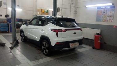 Москвич 3 2023 года, 35 445 км - вид 4