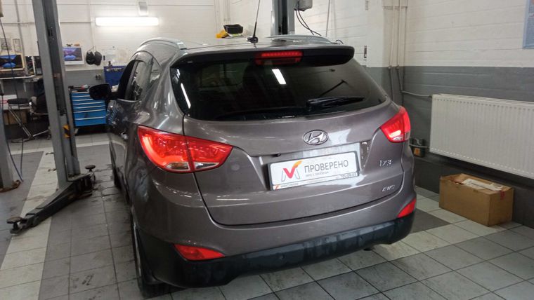 Hyundai ix35 2013 года, 145 000 км - вид 4