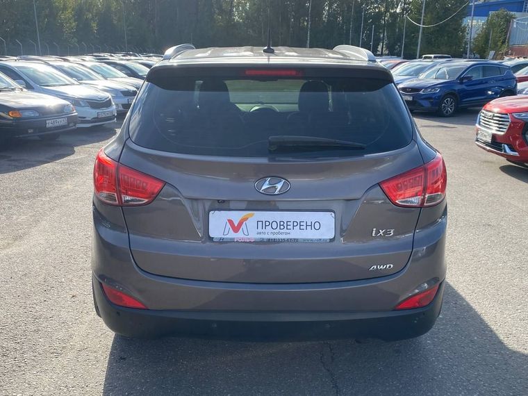 Hyundai ix35 2013 года, 145 000 км - вид 5