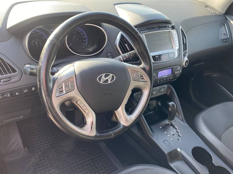 Hyundai ix35 2013 года, 145 000 км - вид 10