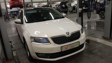 Skoda Octavia 2015 года, 216 900 км - вид 3
