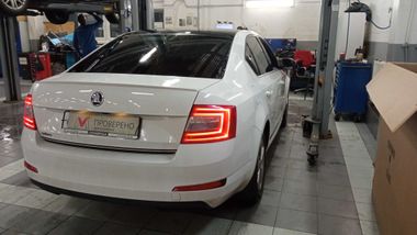 Skoda Octavia 2015 года, 216 900 км - вид 4