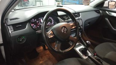 Skoda Octavia 2015 года, 216 900 км - вид 6