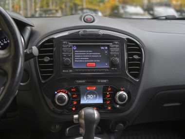 Nissan Juke 2012 года, 195 962 км - вид 7