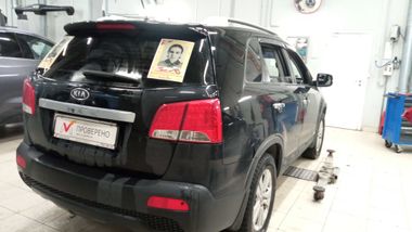 Kia Sorento 2011 года, 210 199 км - вид 3